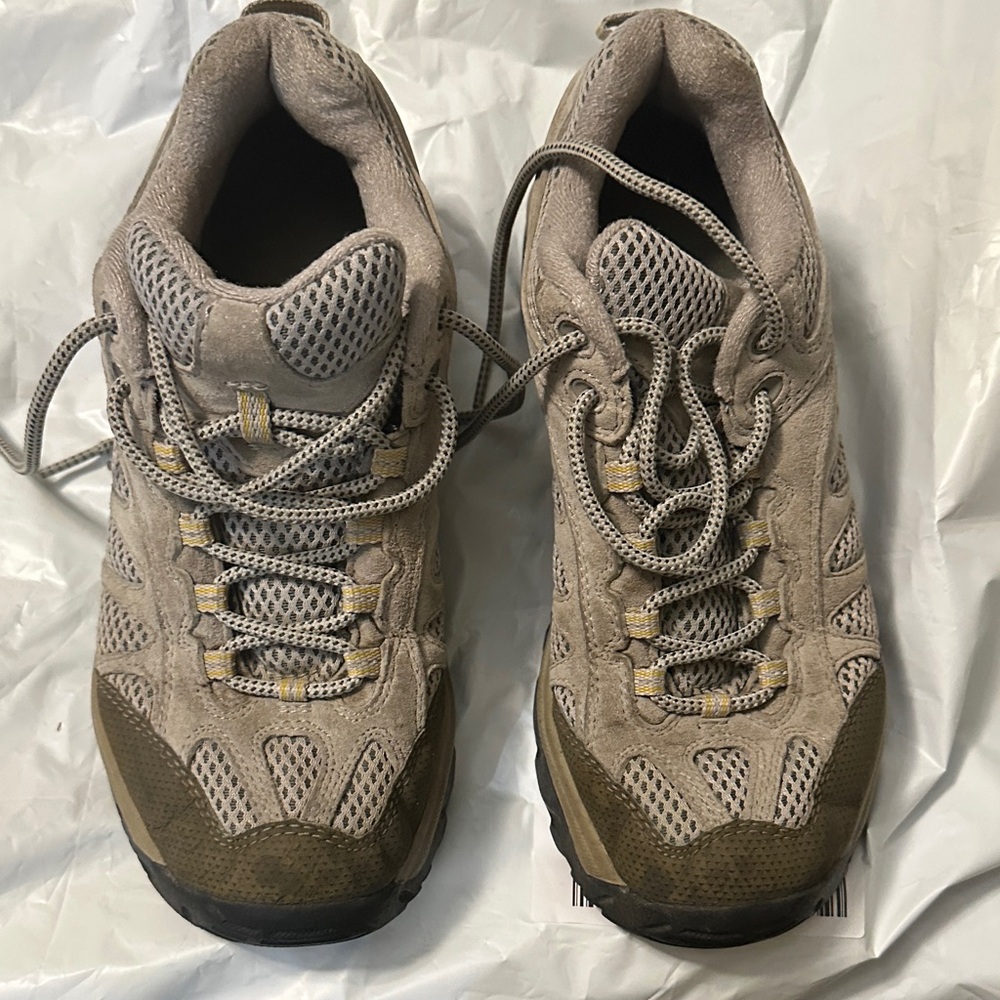 Size 9 woman’s Merrell Beige and Olive Hiking  Shoes